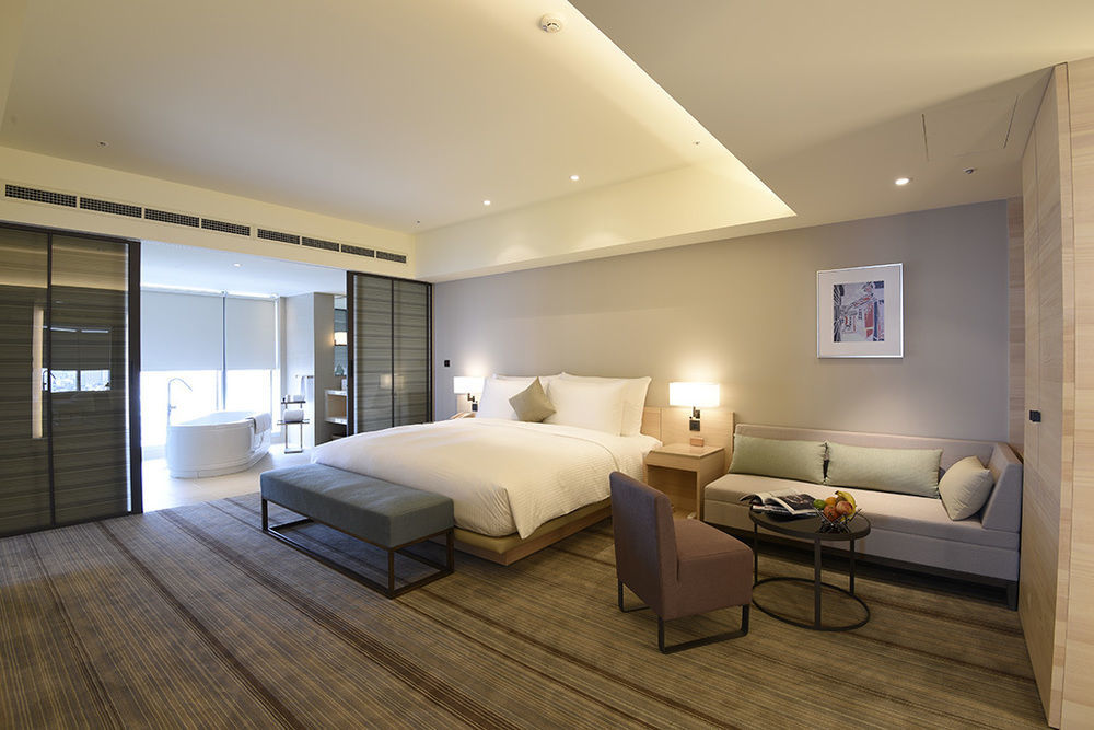 Hotel Cozzi Ximen Tainan Exteriör bild